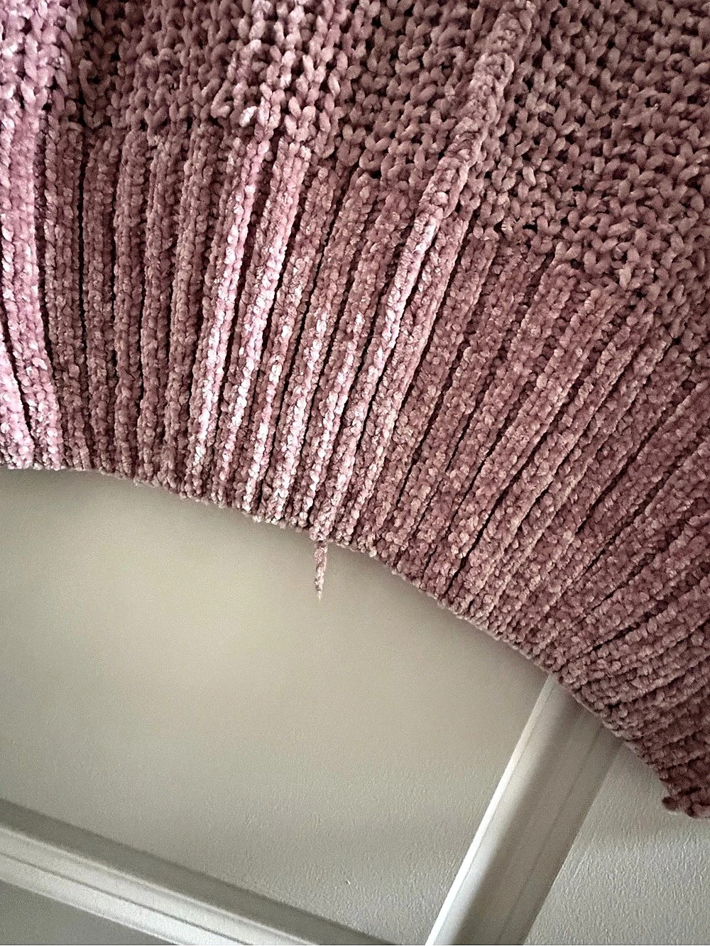 Pink V-Neck Sweater - Picture 4 of 8